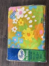 Vintage Pacific No Iron Extra Strength Muslin Floral Fitted Sheet 54 x 75 picture