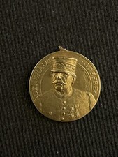G057 Rare FRANCE. Homage to General Joffre Gold Medal, ND (ca. 1925). CHOICE UNC picture
