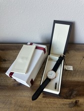 authentic Daniel Wellington Women's Watch with Brown Leather Band NEW picture
