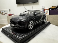 MR Models 1:18 Lamborghini Urus RHD Grey Atelier & Tailor Made picture