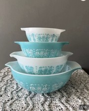 Pyrex Vintage Amish Butterprint Mixing Bowls Turquoise, White - set of 4 picture