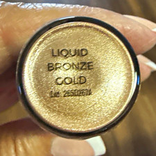 Revolution Beauty London Liquid Highlighter Bronze Gold Shade 0.61 fl oz picture