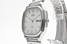 Vtg [ Exc+5 ] Seiko Quartz 5933-5030 Day-Date Kanji Men’s Watch From JAPAN picture