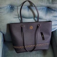 DKNY Bryant Park bag picture