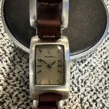 Fossil F2 Women's Quartz Analog Watch Silver Dial Rectangle SS Case #46 picture