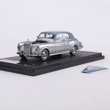GFCC 1:64 1965 Rolls-Royce Silver Cloud III Vintage Diecast Model Car Collection picture