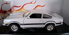 ( RARE Custom V8 Build) Motormax 1.24 1974 chevrolet Vega GT blue(NIB Read Ad) picture