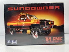 🔥MPC 1025 1:25 Scale Sundowner Squarebody 1984 GMC Pickup Truck Model Kit picture