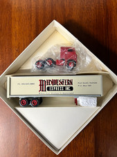 Midwestern Express Inc. Tractor Trailer/Semi Advertising Diecast White/Red/Black picture