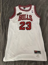 Vintage 1997-98 Nike Michael Jordan Bulls #23 NBA Finals Jersey 48 picture