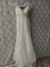 Mori Lee Full Lace Lt Ivory Beaded Top Optional Sleeve wedding dress. picture