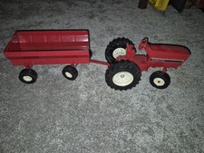 Vintage ERTL International HarvesterRed Tractor With Hitch & Trailer 0810 picture