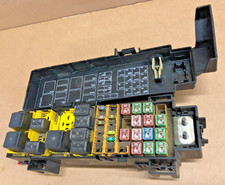 2007 jeep liberty engine fuse relay box 3.7L 2005-2007 P56047664AD picture