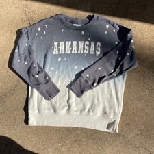 Maurice’s Women’s Medium Arkansas Acid Washed Lightweight Long sleeve sweater picture