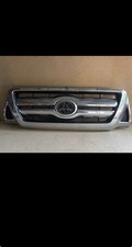 2005-09 TOYOTA TACOMA FRONT GRILLE ASSY - CHROME -  OEM PART# 53100-04350 picture
