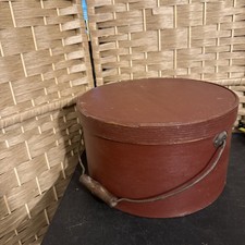Antique Round Swing Handle Pantry Box Orig Cent 19th Old red paint 11.5 X 6.5