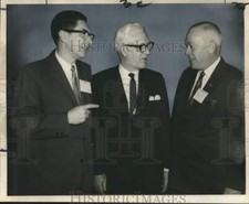 1969 Press Photo Wade Mountz, American Protestant Hospital Association meeting picture