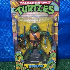 Playmates Tmnt Teenage Mutant Ninja Turtles Classic Collection Retro Leonardo picture