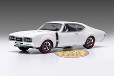 1:43 IXO Oldsmobile 442 1968 CLC621N22 picture