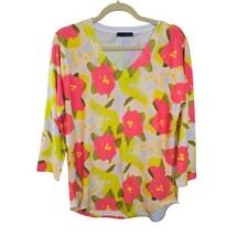 Nally & Millie Women's Floral Print V Neck 3/4 Sleeve Top USA Size S New picture