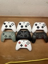 Lot Of 7 Xbox Controllers - 3 Series S DEFECTIVE - FOR PARTS ONLY picture