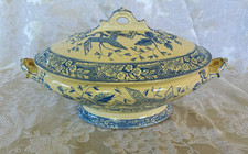 Wedgwood Beatrice Blue & White Floral Oval Covered Bowl w/ Lid and Handles picture