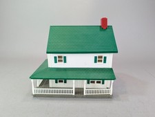 Vintage Ertl 4237 Farm Country Farm House Set 1/64 HOUSE ONLY Green Roof picture