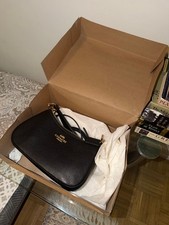 Coach Teri Shoulder Bag Black Pebble Leather Gold Hardware CV934 + Box picture