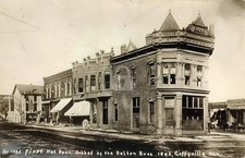 1910s Coffeyville KS Kansas Bank Robbed by Dalton Bros RPPC Photo Postcard COPY picture