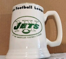 Very Rare 1960s New York Jets AMERICAN FOOTBALL LEAGUE  Gold Rimmed beer mug. picture