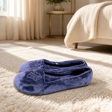 Dearfoams Women Rebecca Microfiber Velour Embroidered Closed Back Slipper Blue picture