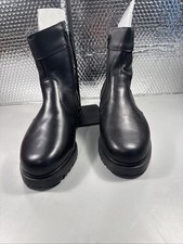 Black Leather Side Zip Ankle Boots 8 1/2. #2017 picture