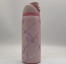 Owala Sugar Plum Fairy 32 Oz FreeSip Water Bottle Holiday Edition Pink picture