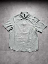 Lululemon Men’s Airing Easy Dress Shirt picture