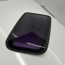 1986-1997 Nissan Hardbody pickup quarter glass vent window (RH passenger-side) picture