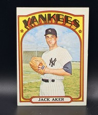 1972 Topps #769 Jack Aker New York Yankees High Number Baseball Card picture