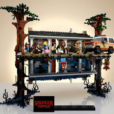 NEW Stranger Things The Upside Down 2,287 Piece  Action Adventure Building Set picture