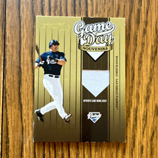 Donruss Playoff 2004 Game Day Souvenirs Ryan Klesko, Padres baseball jersey card picture