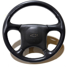 1995-2002 Chevy/GMC C/K 2500, 3500 steering wheel w/horn pad (GMT 400) OEM picture