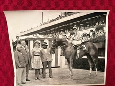 ORIGINAL 1972 TYPE 1  PHOTO—SECRETARIAT—FUTURITY STAKES—NOT A REPRINT picture