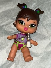 2004 BRATZ BABYZ 1st Edition Yasmin 5” Doll with Bottle Chain Accessory Vintage picture