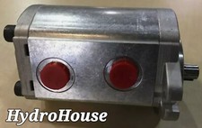New Gear Pump Part Number 130-7731  fits Toro Dingo 106-9589  106-7650  98-4702 picture