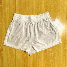 Athleta Hit Your Stride Run Short Women’s White Running Shorts Quick Dry Size S picture