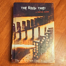 Markus Zusak The Book Thief 2006 Hardcover First American Ed picture