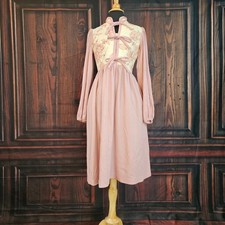 Vintage 1970s Bonwit Teller Hearsay Quilted Floral Prairie Midi Dress Pink Bows picture