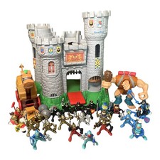 1994 Fisher-Price Great Adventures Castle Knight Action Figures & Accessories picture