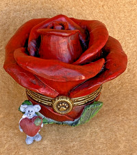Boyds Bears 2010 Rosalyn’s Red Rose with Luvy McNibble NIB 1E/1183 picture
