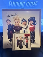 SIGNED 12x12