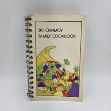 Sri Chinmoy Family Vegetarian Cookbook Spiral Bound 1980 picture