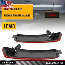 Pair Rear Bumper Reflectors For 2007-2010 Saturn Outlook Driver & Passenger Side picture